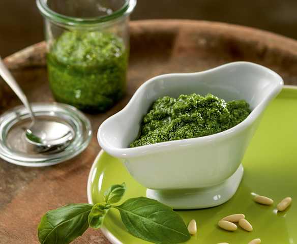 Pesto alla genovese Pesto alla genovese
