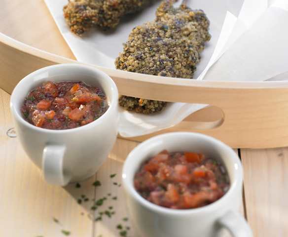 Rindfleischkebabs mit Tomatensalsa