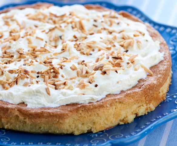 Pão-de-ló de amêndoa delicioso