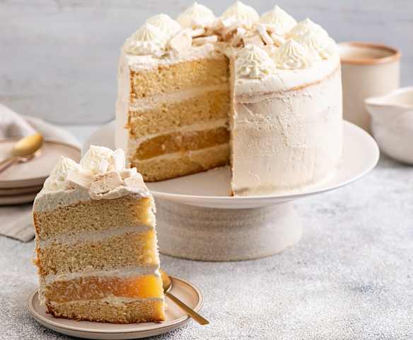 Tort z kremem michałkowym i żelką pomarańczową