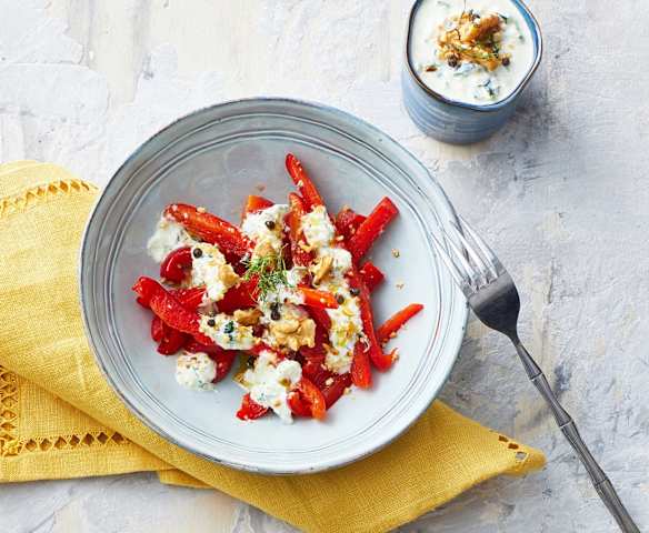Insalata di peperoni con tarator alla bulgara