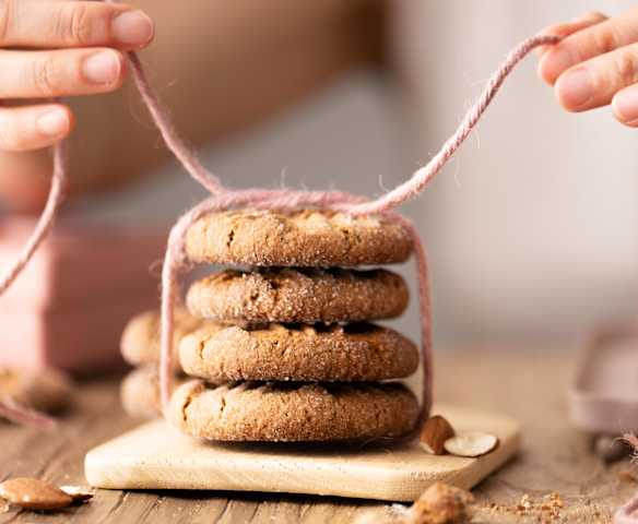 Molasses Gingerbread Cookies