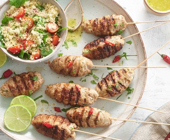 Pinchos de pollo con ensalada de cuscús
