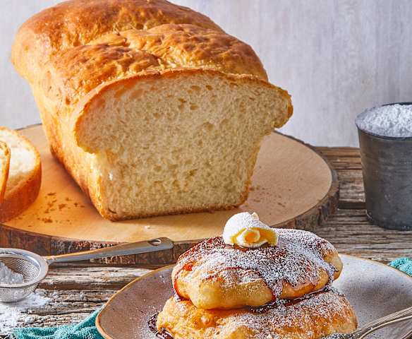 Pain blanc de Terre-Neuve et toutons (pains frits) Pain blanc de Terre-Neuve et toutons (pains frits)