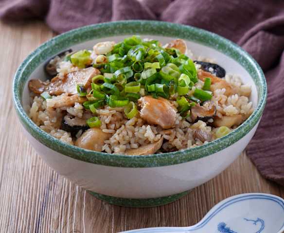 青蔥香菇麻油雞飯