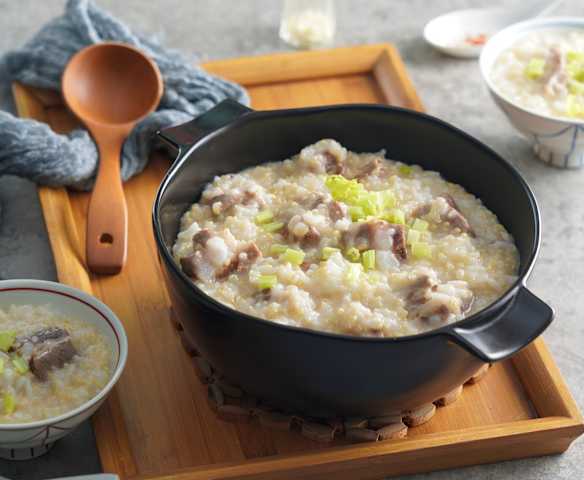糙米排骨粥 糙米排骨粥