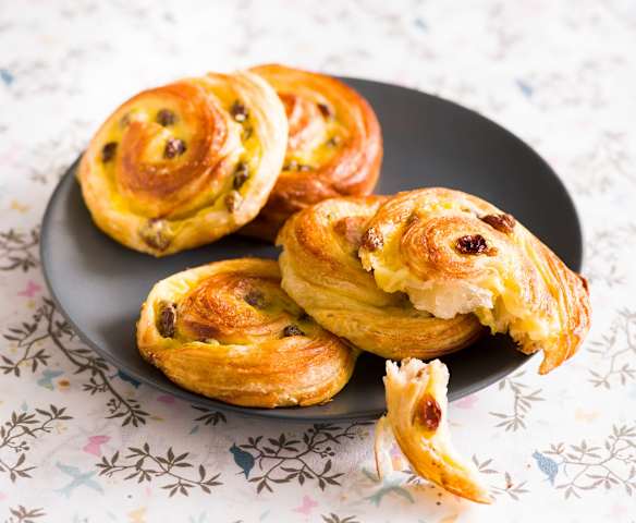 Petits pains aux raisins