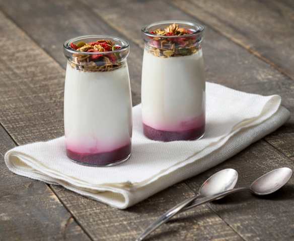 Yoghurt with red berry coulis