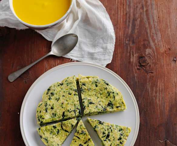 Creme de cenoura e tortilha de espinafres