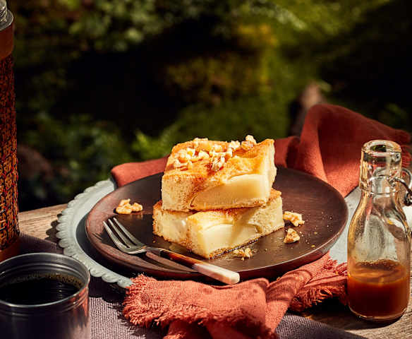 Quitten-Karamell-Kuchen mit Walnüssen