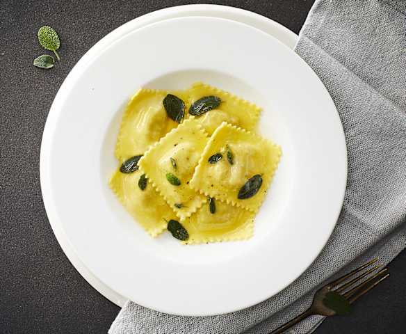 Ravioli ricotta e spinaci