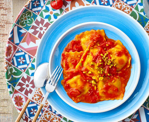 Ravioli di pesce spada ai pistacchi Ravioli di pesce spada ai pistacchi