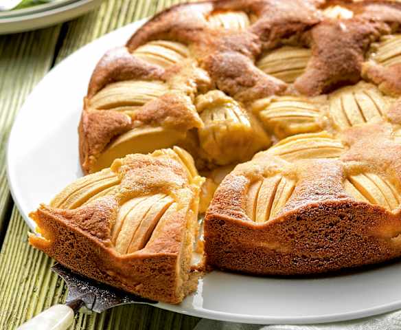 Apple cake