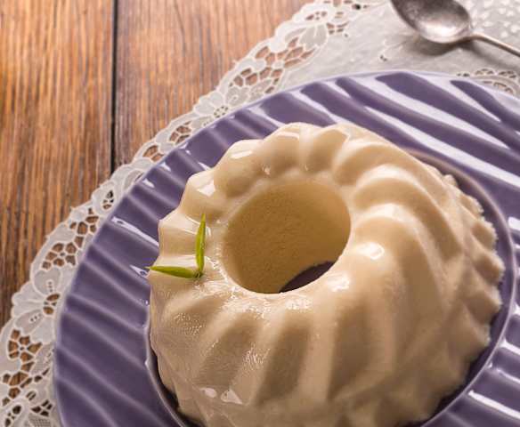 Gelatina de queso y piña