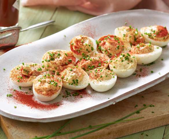 Huevos endiablados (Devilled Eggs)