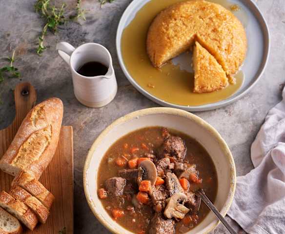 Menu: Boeuf bourguignon; Pudim morno com calda de limão