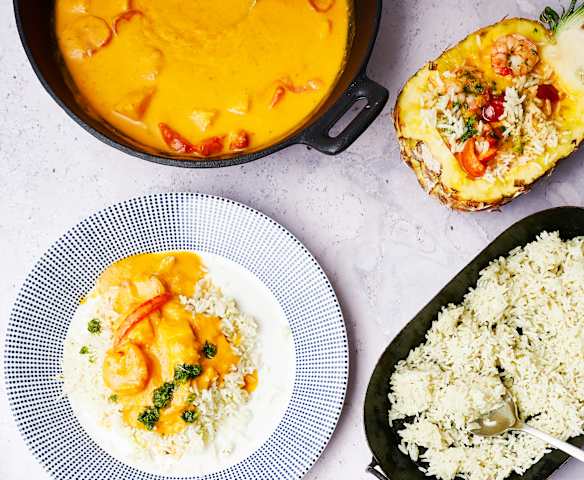 Rejer med ananassauce og ris