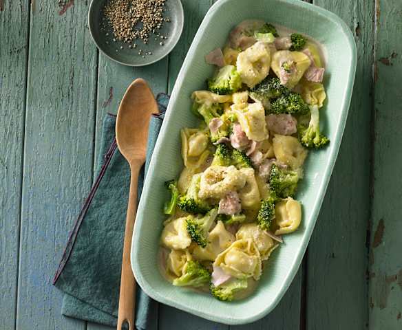 Tortellini mit Brokkoli-Sahne-Sauce
