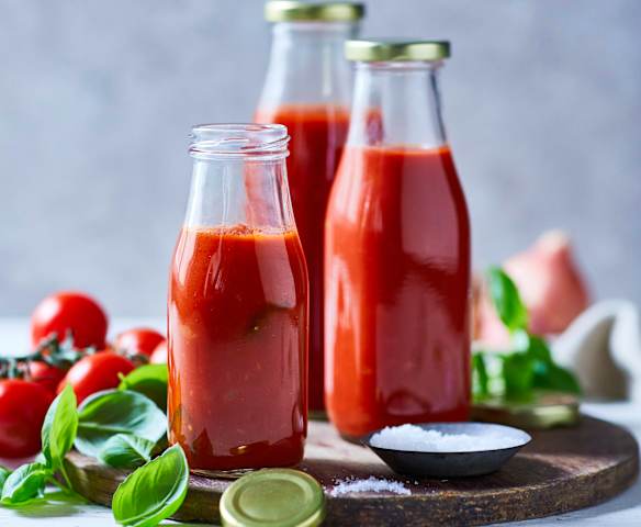 Tomatensauce auf Vorrat