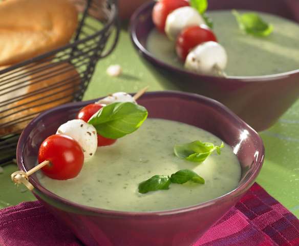 Basilikum-Kartoffelsuppe kalt oder warm