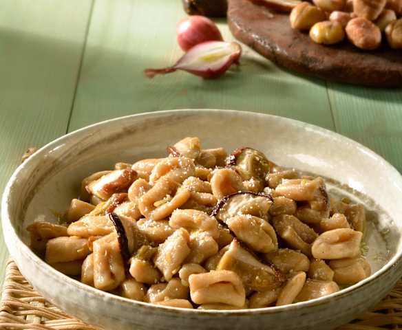 Gnocchi di castagne ai funghi Gnocchi di castagne ai funghi