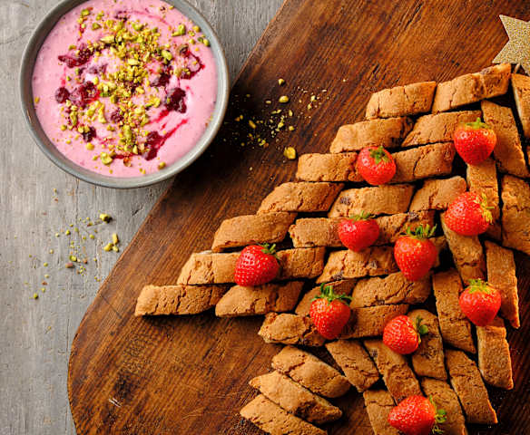 Cranberry Cream Cheese Dip with Biscotti Tree