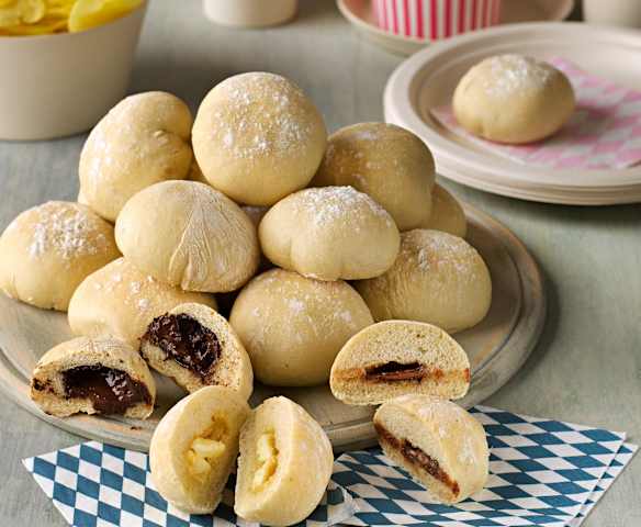 Panecillos rellenos de chocolate