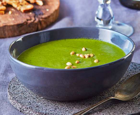 Creme de acelgas e pinhão