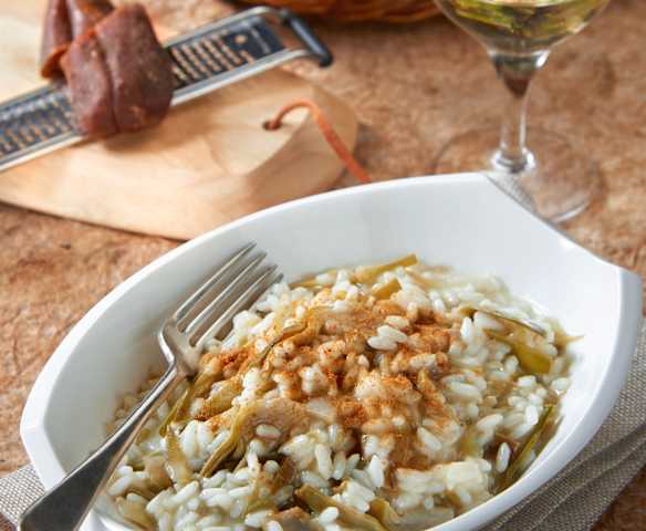 Risotto con alcachofas y huevas ahumadas