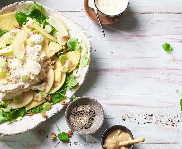 Ensalada Waldorf con pollo