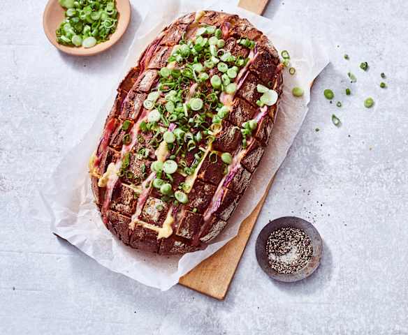 Zupfbrot Flammkuchenart