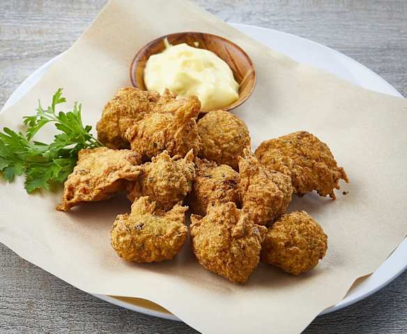 Bolinhos de bacalhau (crocchette portoghesi di baccalà)