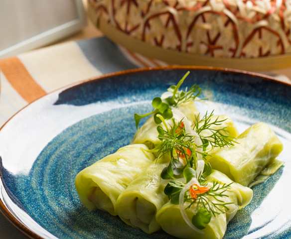 Bắp cải cuộn thịt hấp