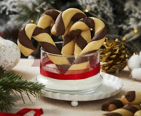 Candy cane di frolla all'arancia e cacao