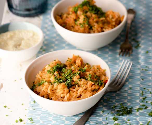 Duas refeições: Arroz com legumes e Peixe com batata, brócolos e molho de alcachofra