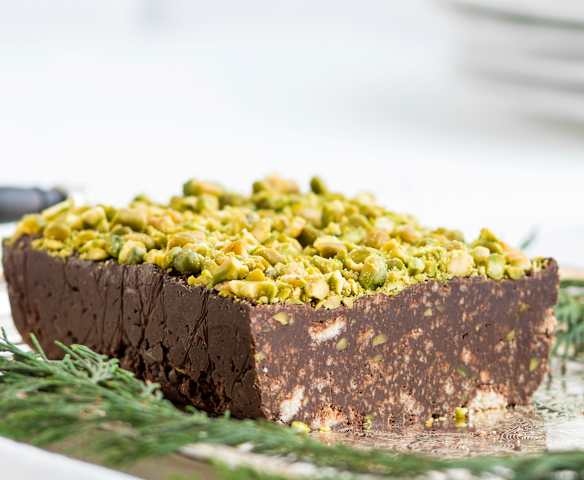 Salame de chocolate e pistácio