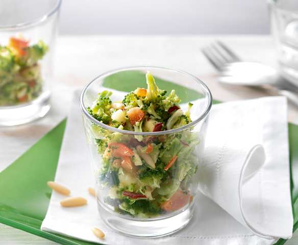 Broccoli, Red Pepper and Pine Nut Salad Broccoli, Red Pepper and Pine Nut Salad