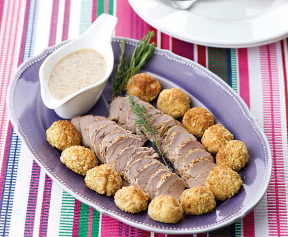 Schweinslungenbraten in Senfmarinade mit Petersil-Erdäpfeln