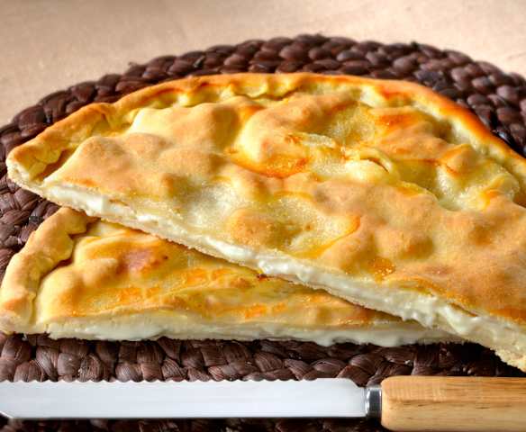 Focaccia con la crescenza