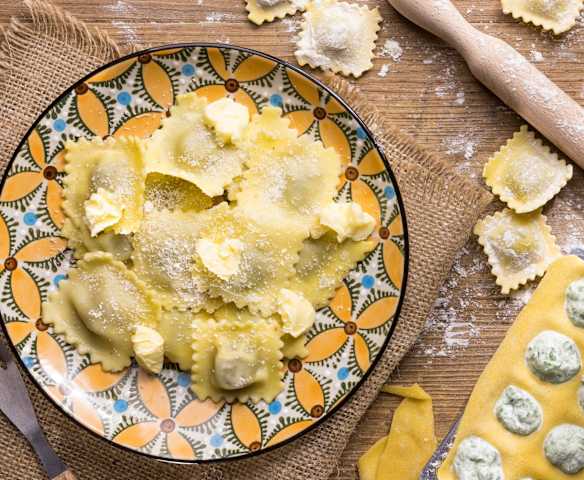 Tortelli di erbette, ricotta e spinaci
