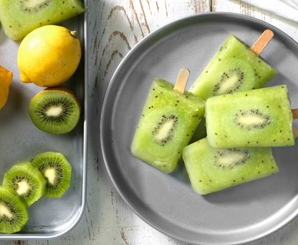 Kiwi-Eispops