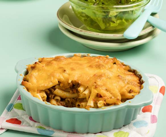 Überbackene Makkaroni Bolognese