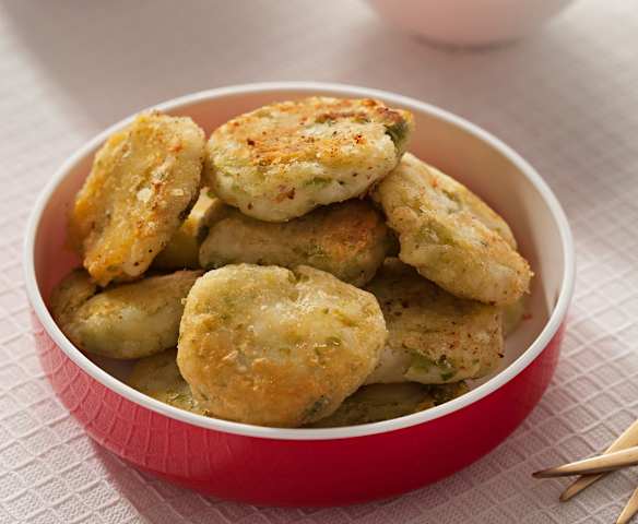 Mini fishcakes di baccalà e piselli