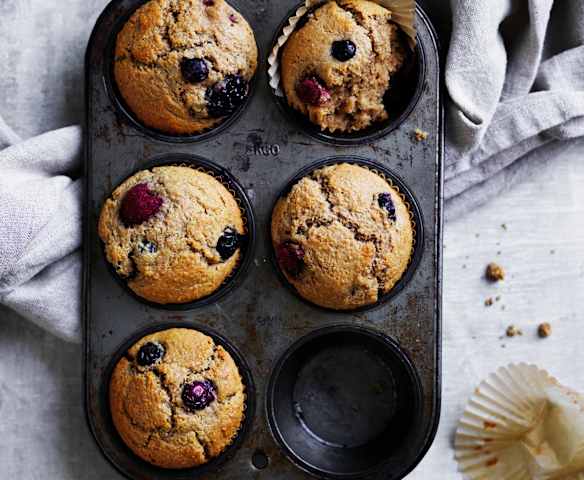Basic berry muffins