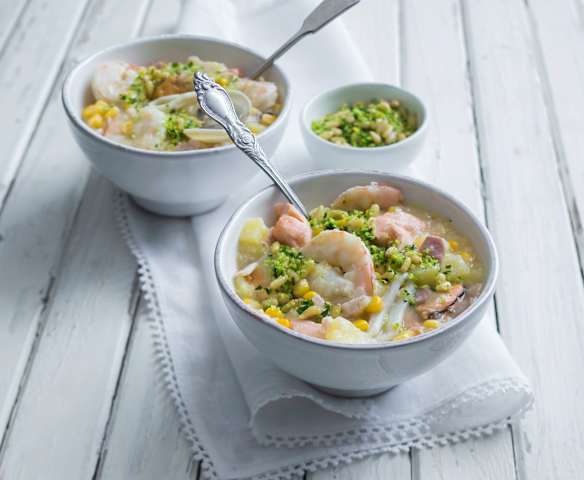 Seafood and corn chowder