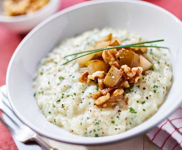 Vier-Käse-Risotto mit karamellisierten Walnuss-Birnen