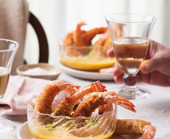 Langostinos con salsa de fruta de la pasión