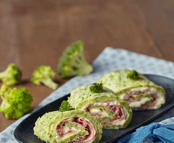 Rotoli di broccoli con squacquerone Rotoli di broccoli con squacquerone