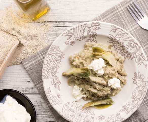 Spatzle con burrata e carciofi