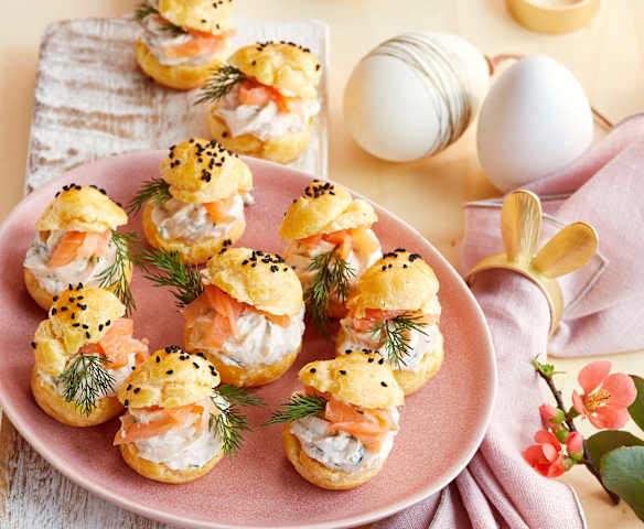 Tartine al salmone Tartine al salmone